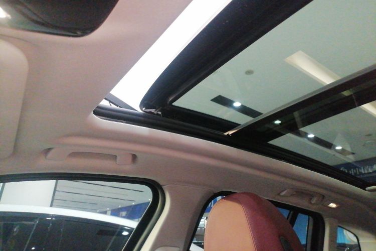 宝马X3 2022款 改款二 xDrive30i 领先型 M曜夜套装中控内饰22