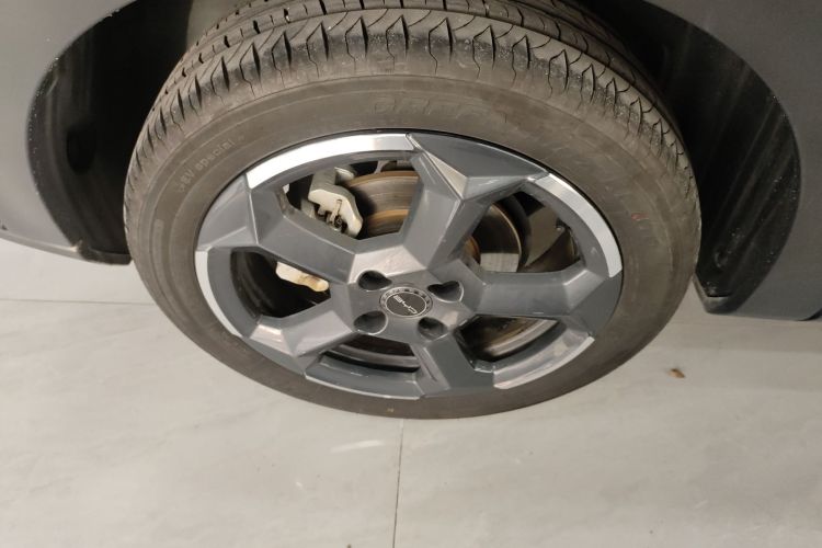 比亚迪 海鸥 2024款 荣耀版 405km 飞翔版车身外观6008