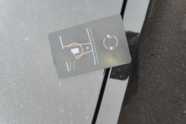 特斯拉 Model Y 2021款 标准续航后驱版中控内饰7001