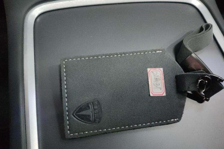 特斯拉 Model 3 2022款 Performance高性能全轮驱动版中控内饰11