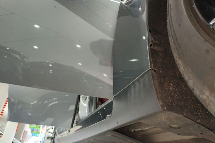 小鹏P7 2020款 562E性能版局部细节9001