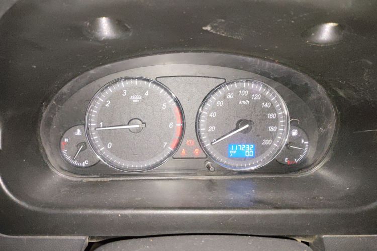 北汽威旺M20 2015款 1.2L经济型A122中控内饰14