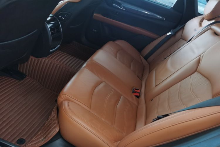 凯迪拉克CT6 2016款 28T 领先型中控内饰7004