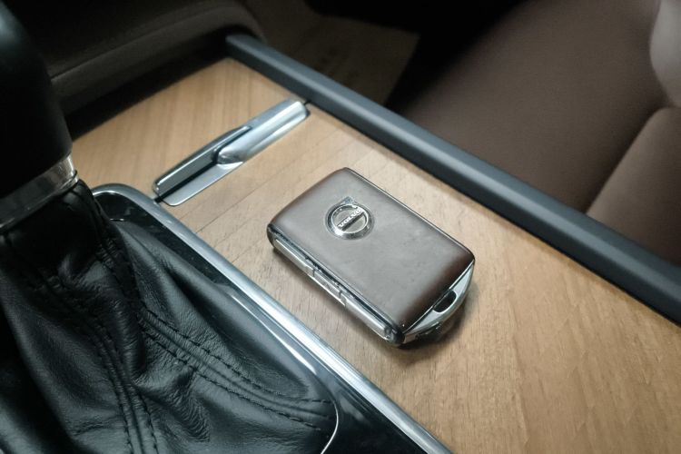 沃尔沃S90 2019款 T5 智雅版中控内饰11