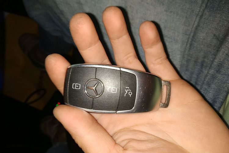 奔驰C级 2021款 C 200 L 时尚型运动版中控内饰11