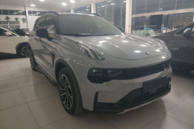 领克01 EM-P 2023款 1.5TD EM-P PM车身外观3