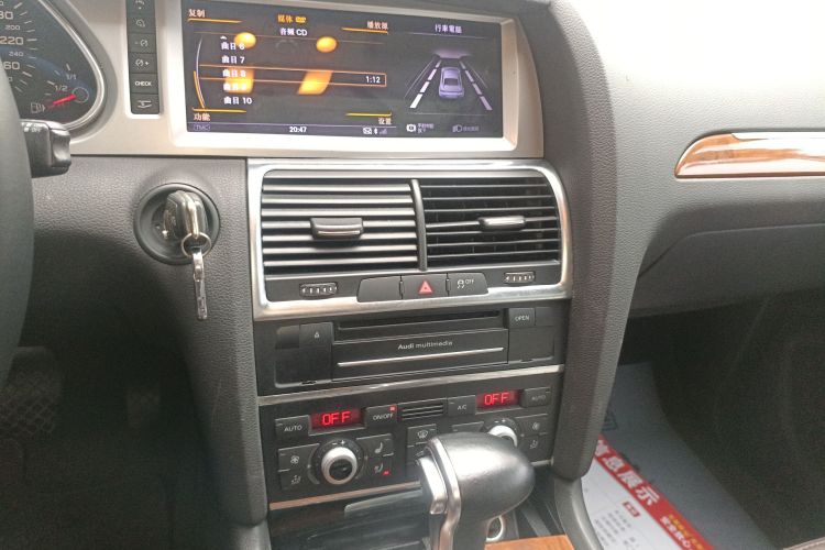 奥迪Q7  35 TFSI 进取型局部细节16