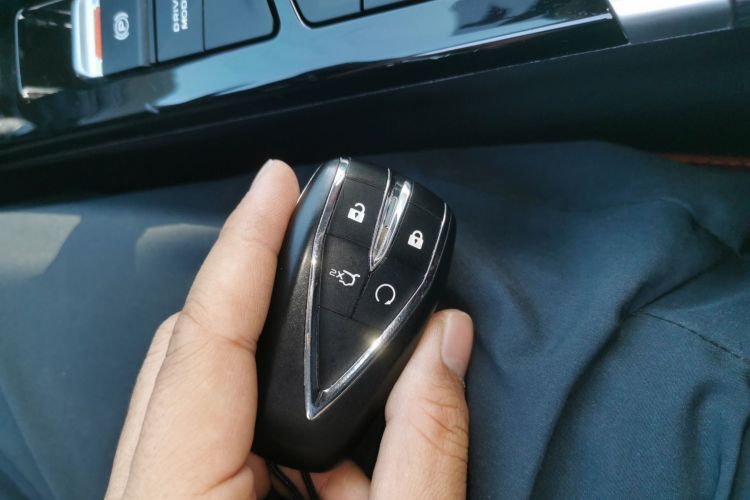 长安 逸动 2021款 PLUS 蓝鲸NE 1.4T GDI DCT尊贵型中控内饰11