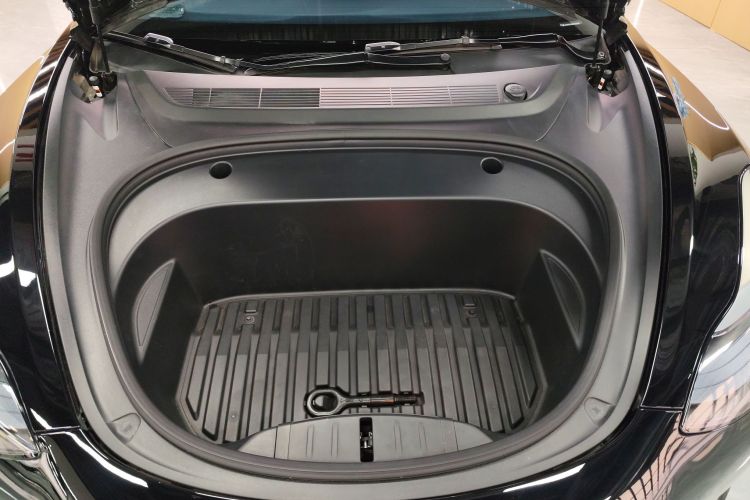 特斯拉 Model 3 2022款 后轮驱动版局部细节24