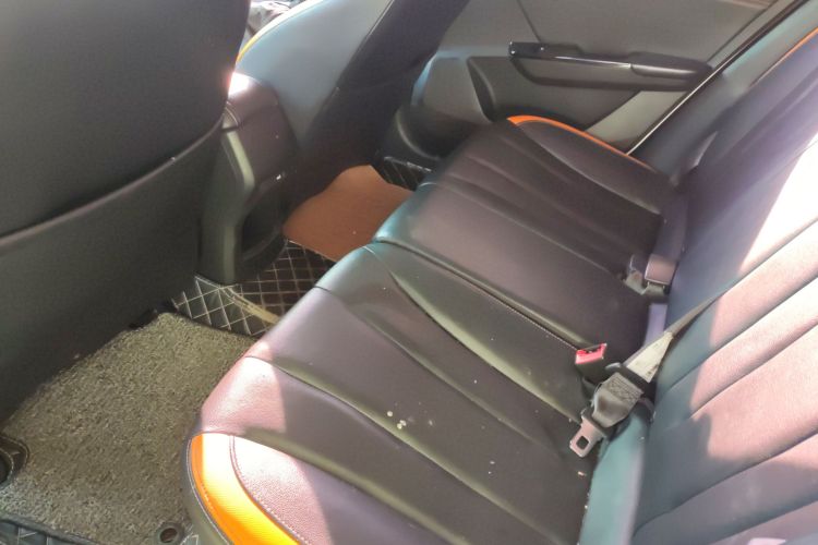 宝骏310 2017款 1.5L 自动豪华型中控内饰21