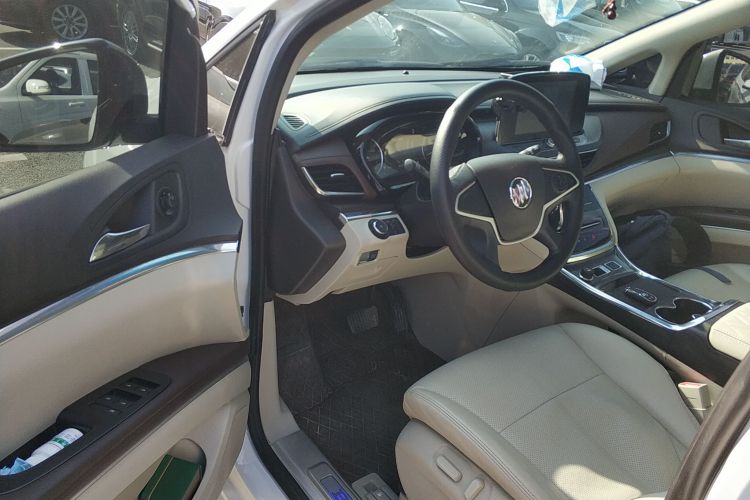 别克GL8 2023款 陆上公务舱 舒适型中控内饰7003