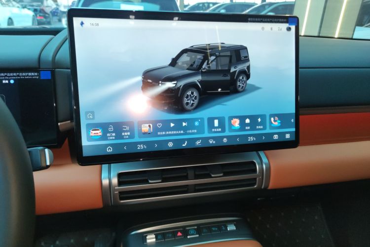 方程豹 钛7 2025款 200KM两驱Max版中控内饰16