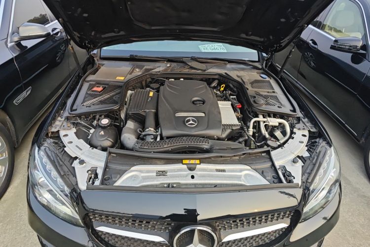 奔驰C级 2015款 C 200 L 运动型机舱底盘24