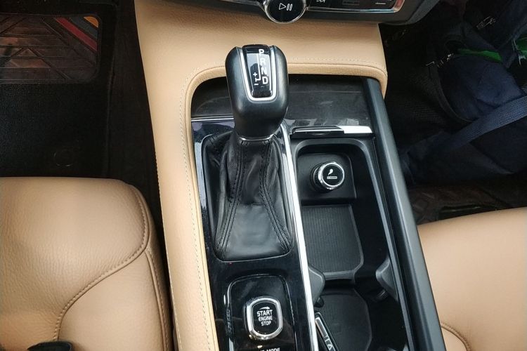 沃尔沃S90 2017款 T4 智远版局部细节18