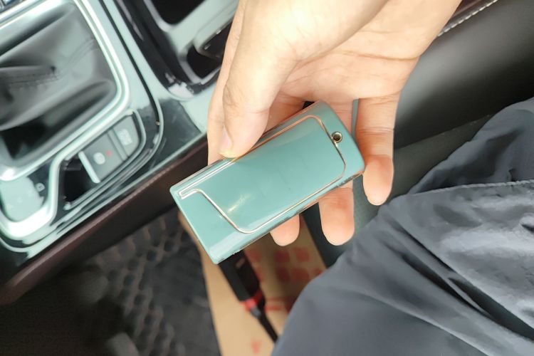 广汽传祺 传祺M6 2023款 PRO 270T DCT豪华版中控内饰11