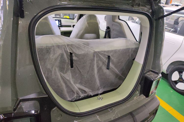 吉利银河 2025款 210km 熊猫骑士机舱底盘23