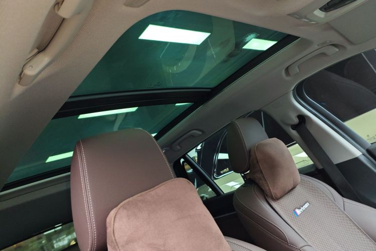 宝马X1 2022款 xDrive25Li 尊享型中控内饰22