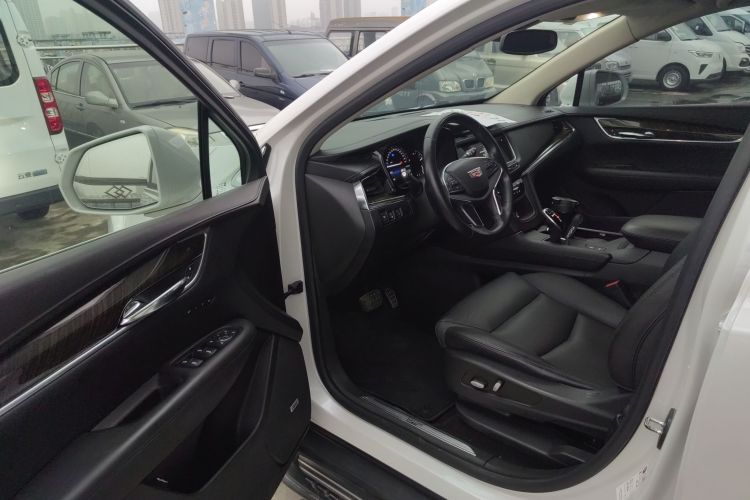 凯迪拉克XT5 2016款 25T 豪华型中控内饰20