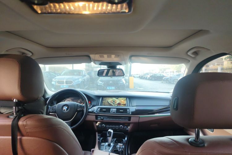 宝马5系 2017款 525Li 领先型中控内饰22