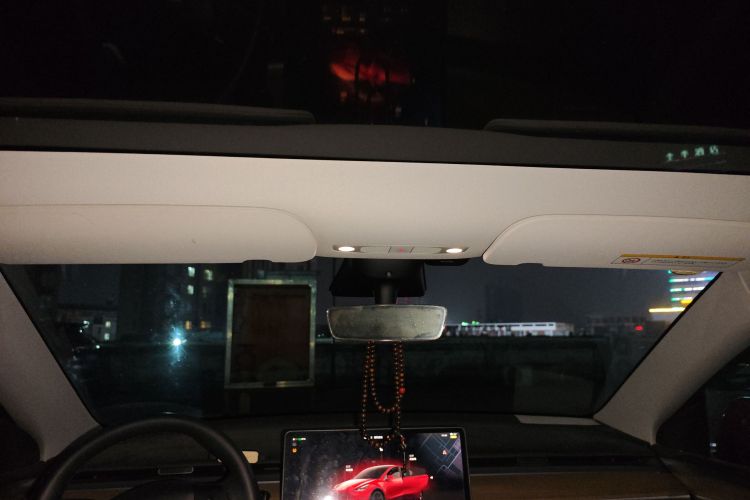 特斯拉 Model Y 2022款 改款 后轮驱动版中控内饰22