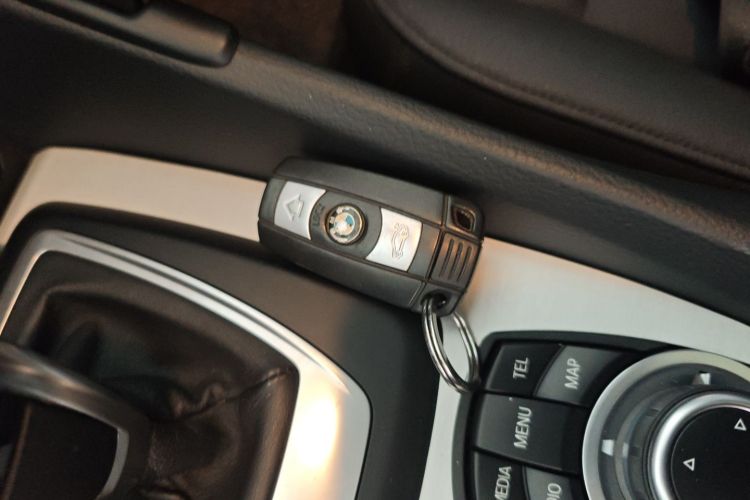 宝马X1 2014款 sDrive18i 领先型中控内饰7001