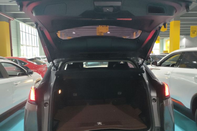 标致4008 2017款 380THP 精英版中控内饰23