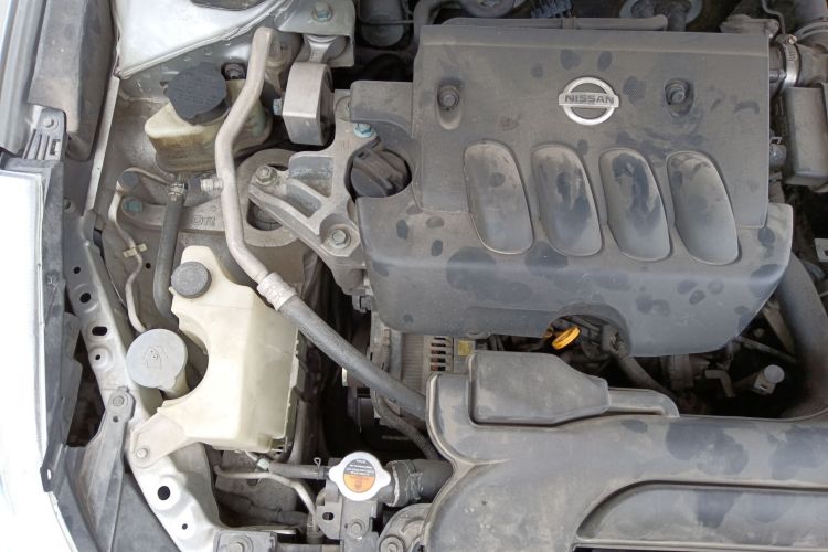 日产 天籁 2011款 2.0L XL舒适版局部细节9006