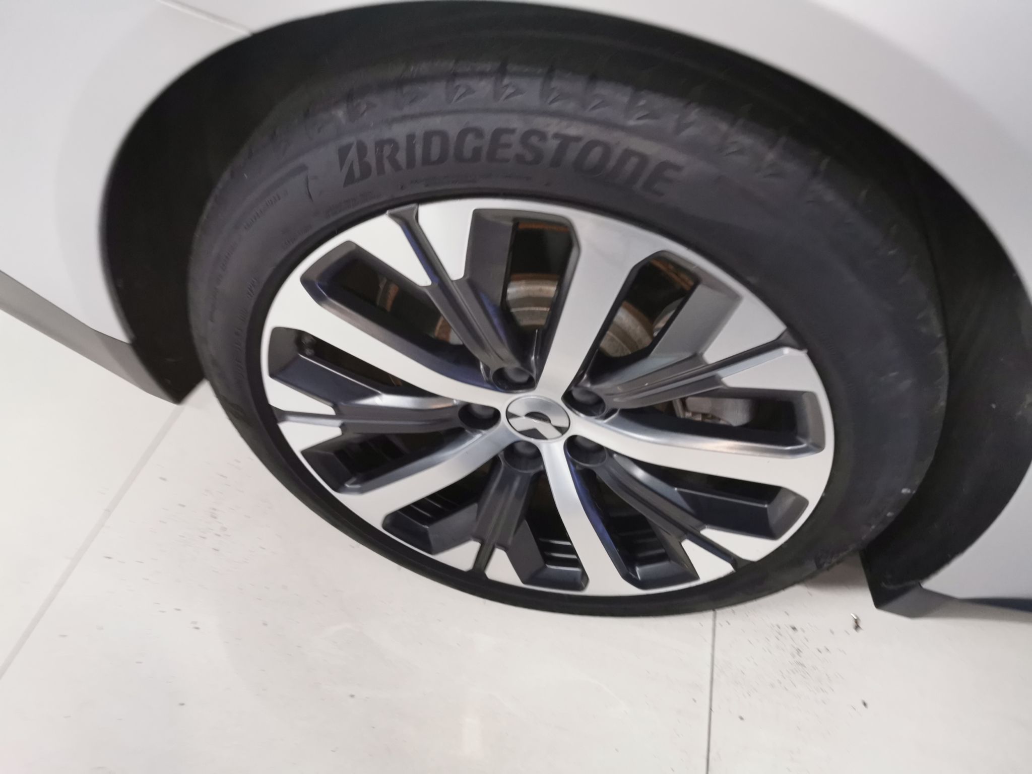 蔚来ET7 2023款 100kWh 签名版