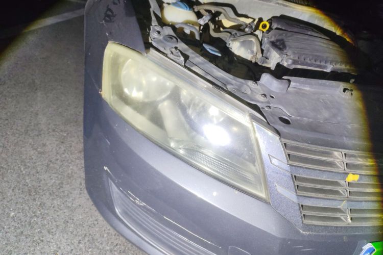 大众 朗逸 2013款 改款经典 1.6L 自动风尚版车身外观6006