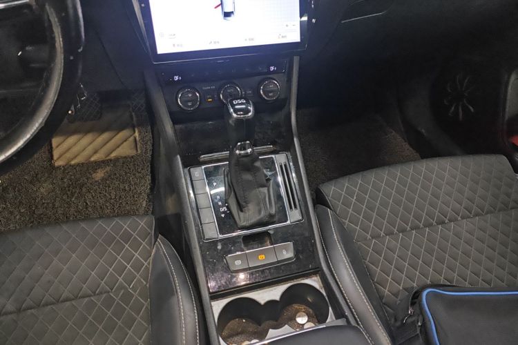斯柯达 速派 2016款 TSI280 DSG创行版中控内饰18