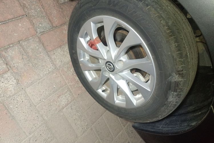 日产 轩逸 2022款 经典 1.6XL CVT豪华版车身外观10