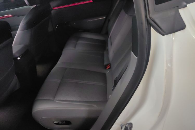 极氪7X 2025款 75kWh 后驱智驾版中控内饰21