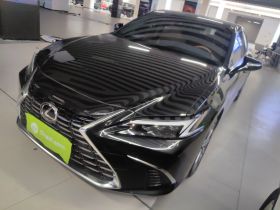 雷克萨斯ES 2025款 200 臻享版