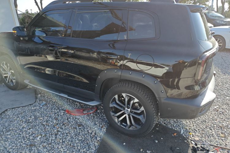 哈弗大狗 2022款 1.5T DCT两驱马犬追猎版车身外观4