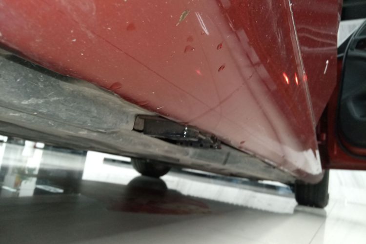 奔驰C级 2018款 C 180 L 时尚型局部细节9001