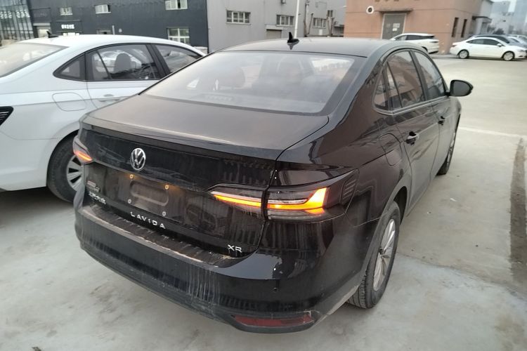 大众 朗逸 2023款 新锐 1.5L 自动新逸版车身外观7