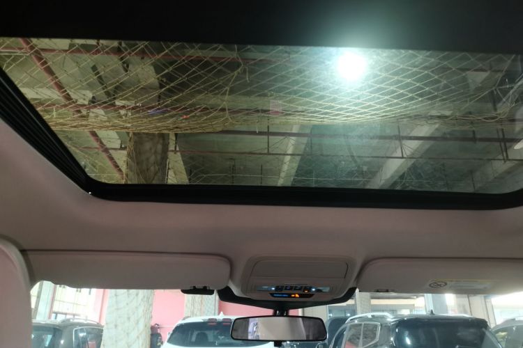 福特 探险者 2020款 EcoBoost 285 后驱风尚版 6座局部细节22