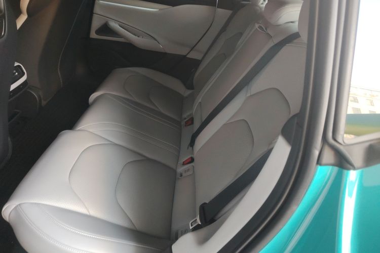 小米汽车 小米SU7 2024款 四驱超长续航高阶智驾Max版中控内饰7004