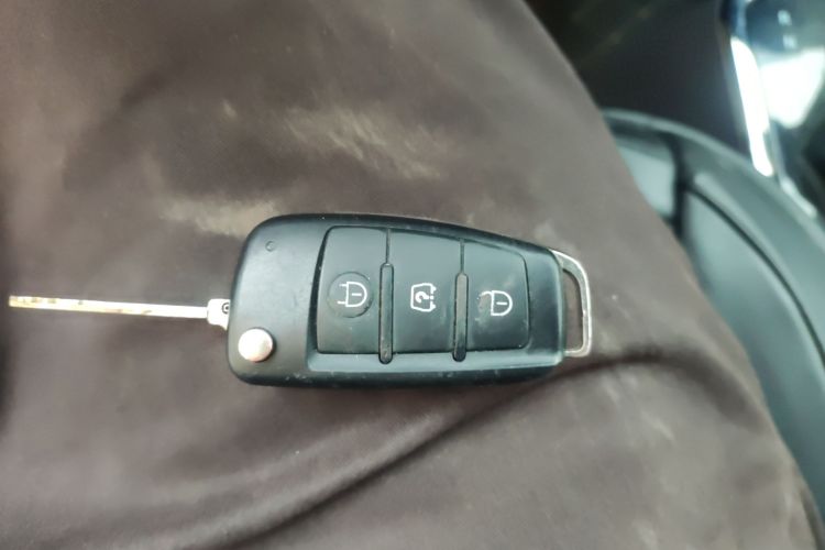 凌宝汽车 凌宝COCO 2021款 联盟Pro版中控内饰11