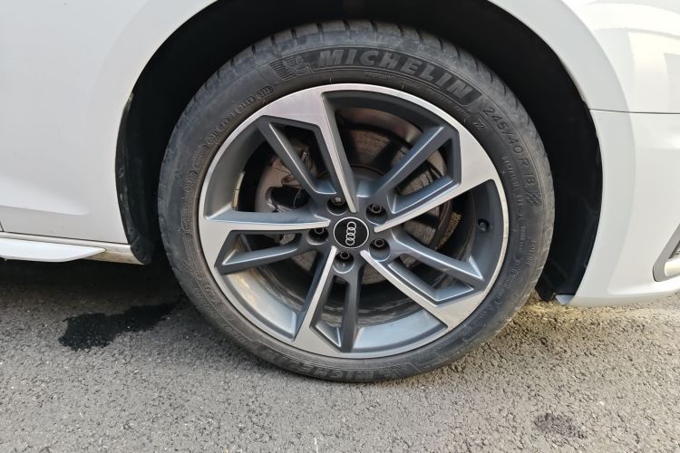 奥迪A4L 2023款 40 TFSI 时尚动感型车身外观6007