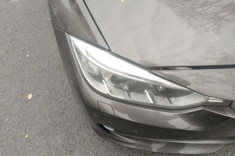 宝马3系 2015款 320Li 超悦版时尚型车身外观6006