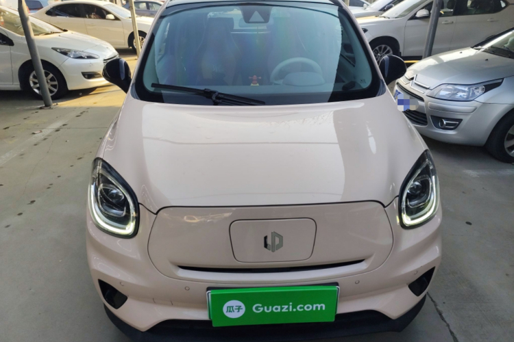 零跑汽车 零跑T03 2023款 403智享版车身外观2