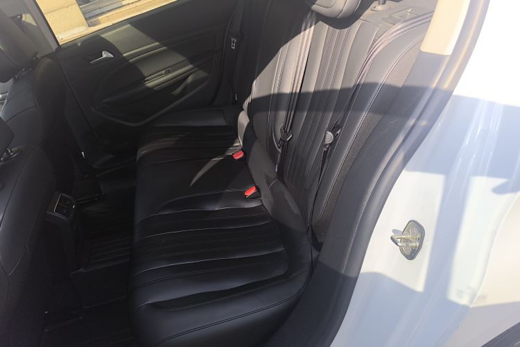 标致408 2020款 360THP 十周年质臻版中控内饰21