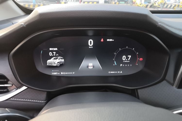 上汽大通MAXUS 大通G50 2023款 PLUS 1.5T 自动护航版局部细节14