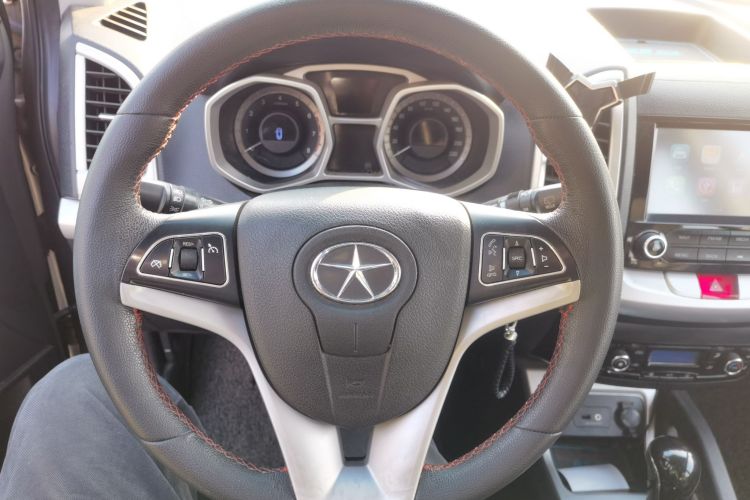 江汽集团 瑞风S3 2016款 1.5L CVT豪华智能型中控内饰13