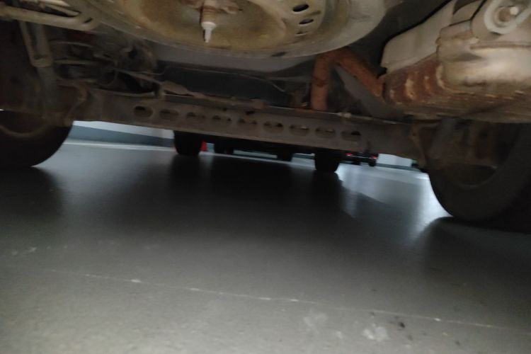 别克GL8 2011款 2.4L CT舒适版局部细节9009