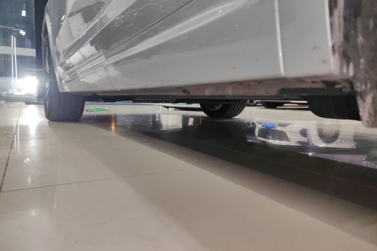 理想汽车 理想L7 2023款 Max局部细节9002