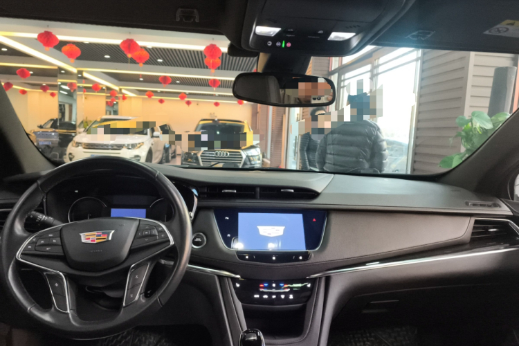 凯迪拉克XT5 2021款 2.0T 四驱豪华型中控内饰12