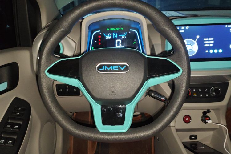 江铃集团新能源 易至EV2 2024款 201km 舒适型中控内饰13