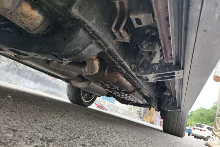 坦克500 2022款 3.0T 高端定制版 5座局部细节9004